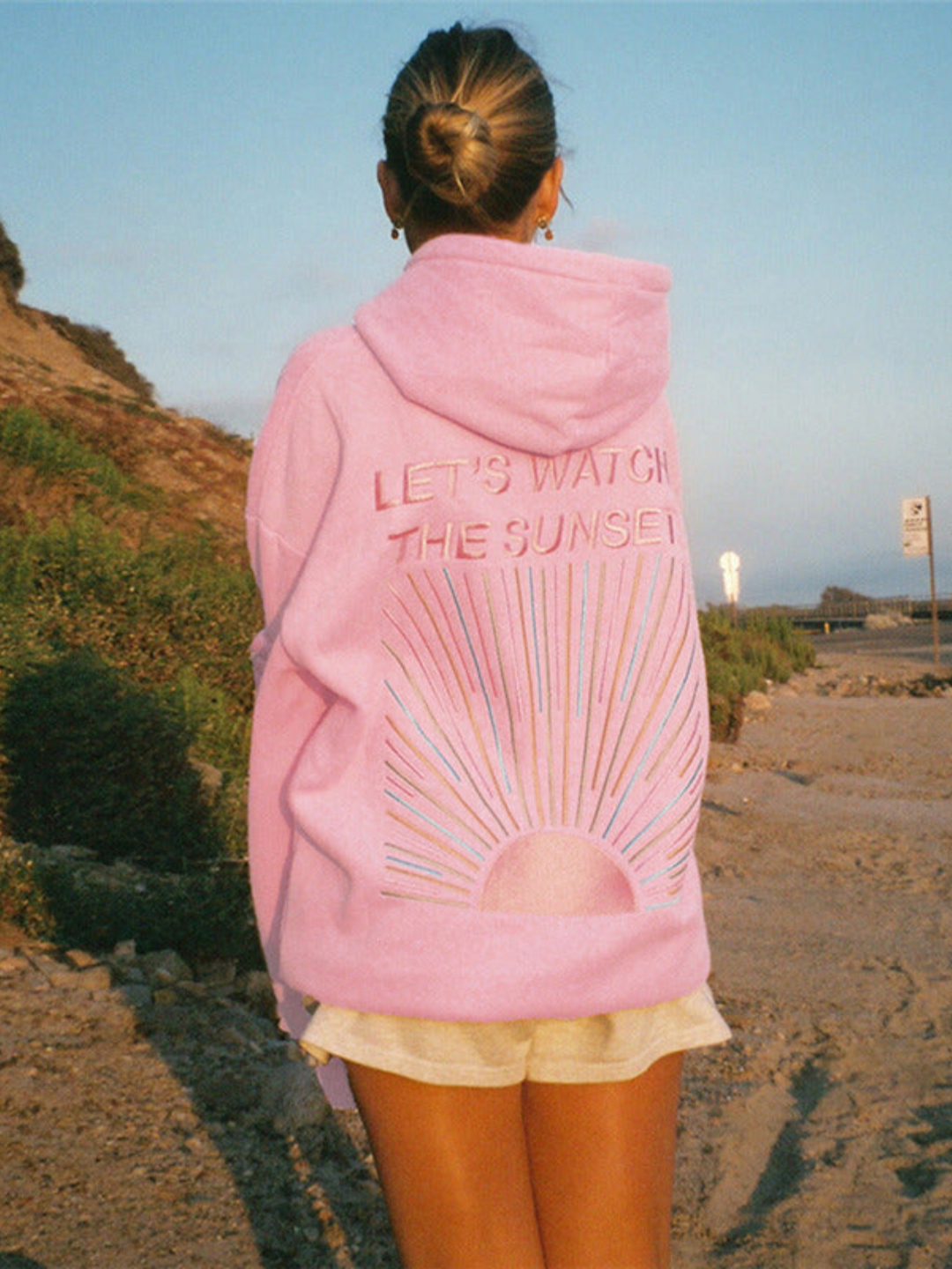 Ophelia - Zachte hoodie voor vrouwen geïnspireerd door de zonsondergang