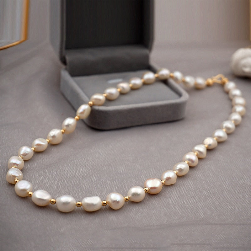 Scarlett - Zoetwaterparel bedelketting