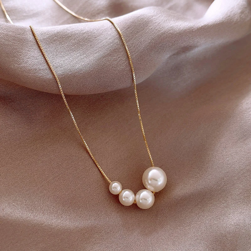 Vrouwenketting Witte Parels Fijn Verguld Ketting