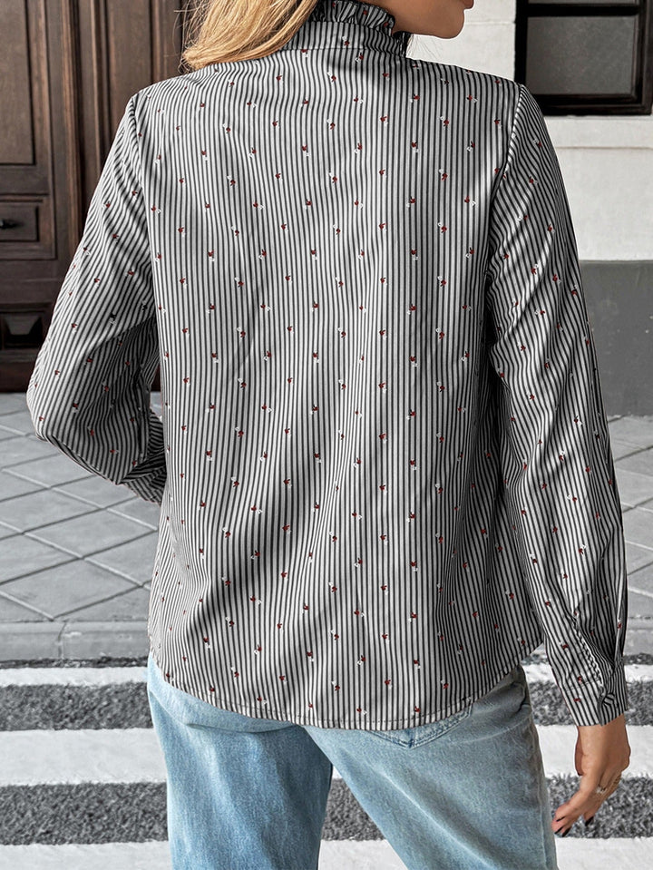Damesblouse met lange mouwen, ruches en hoge hals - Lorena