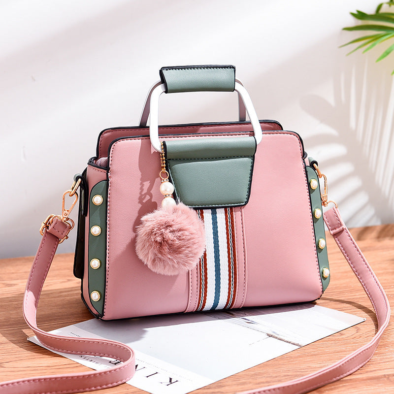 Handtas met moderne details - Fiorella