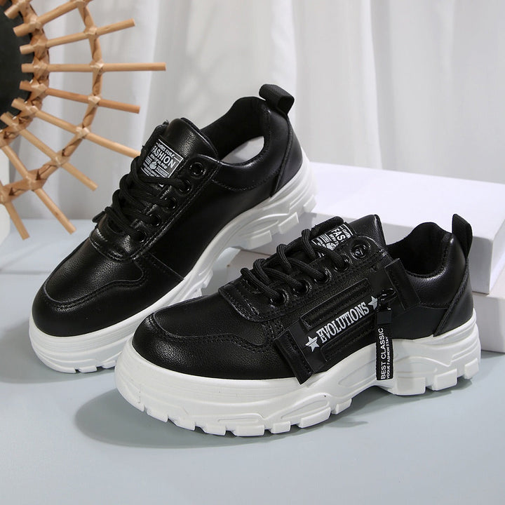 Damesschoenen in urban stijl met dikke zool en zijsluiting - Camila