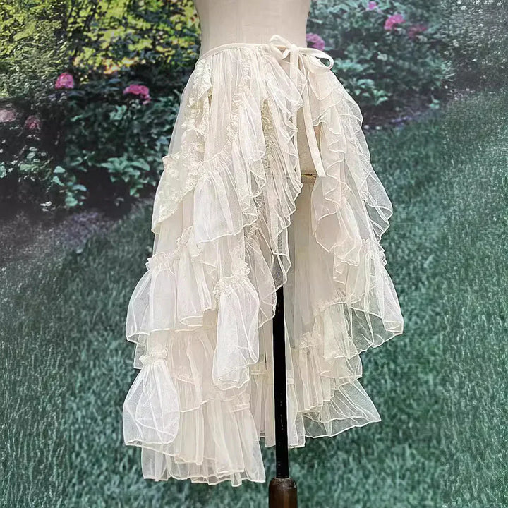 Elegante en romantische dubbellaagse rok met ruches van netkant, perfect voor een geraffineerde en vrouwelijke look