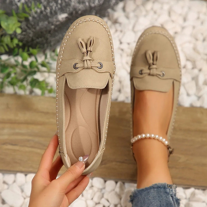 Slipbestendige platte damesloafers met strikdetail - Martina