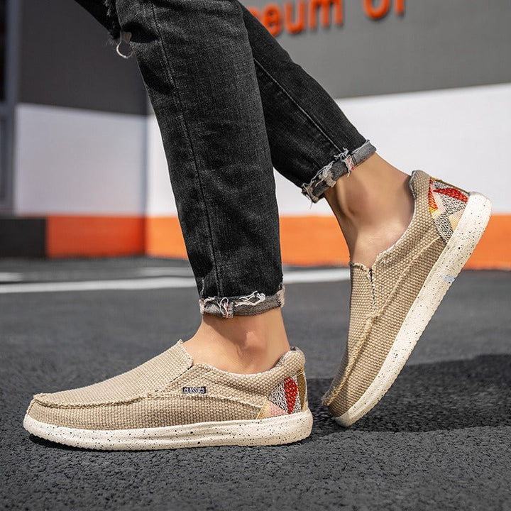 Beige heren sportschoenen van ademend canvas - Arven