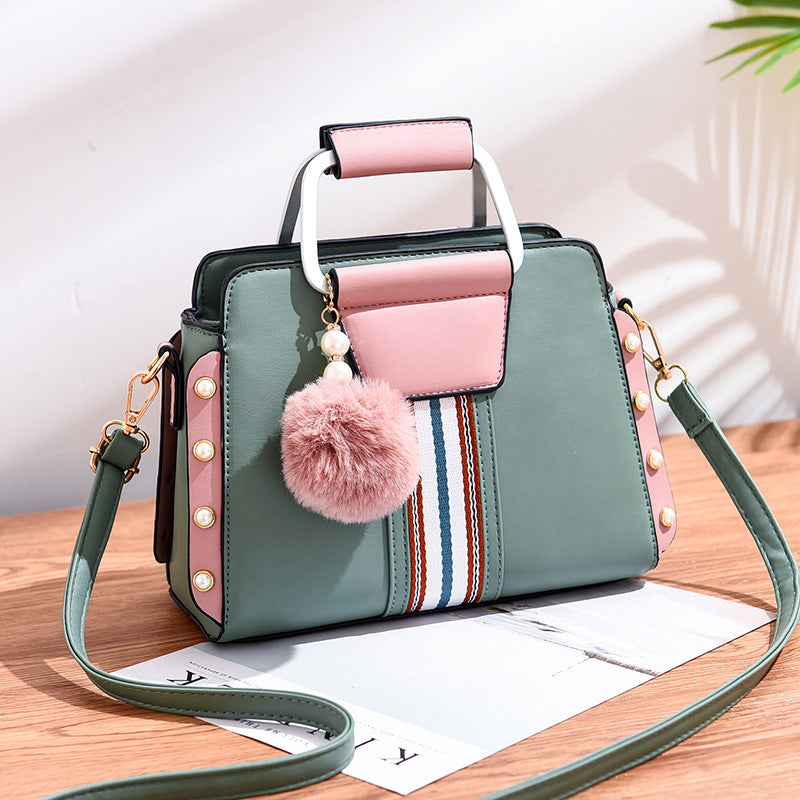 Handtas met moderne details - Fiorella