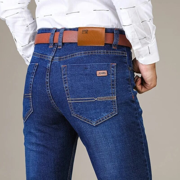 Moderne slim-fit jeans voor mannen