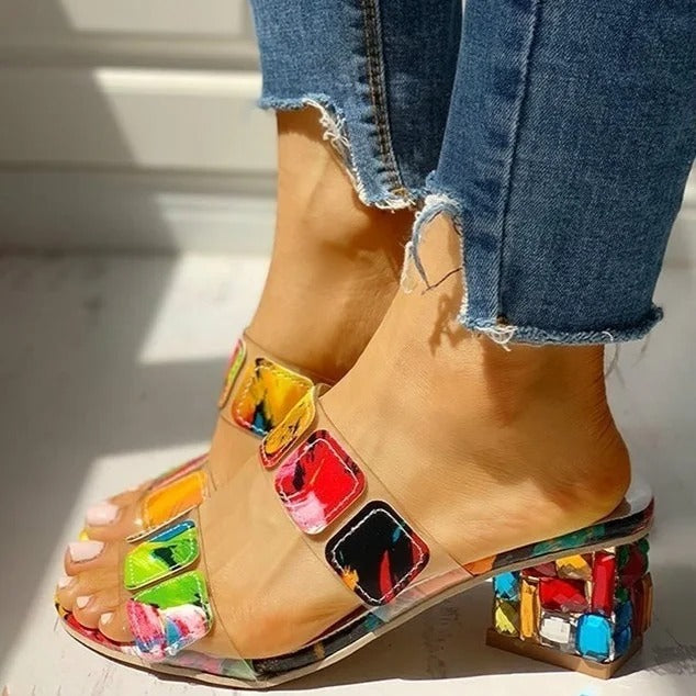Sandalen met hoge hak en artistiek meerkleurig ontwerp - Camila