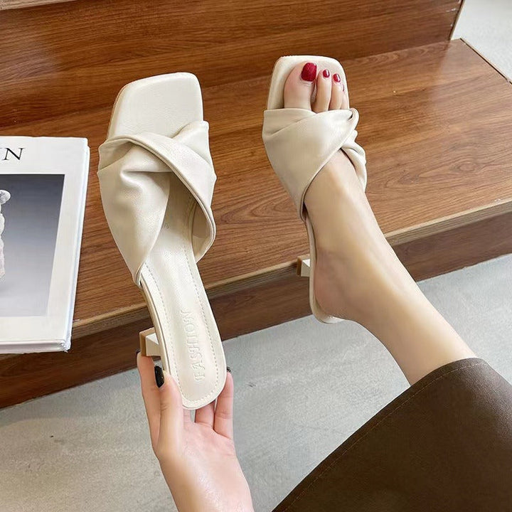 Sandalen met leren effect en geometrische hak - Estela