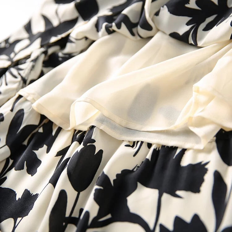 Elegant ontworpen rok met print, perfect voor een chique en verfijnde look
