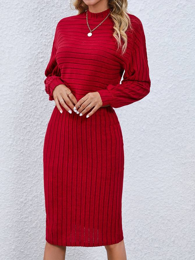 Elegante outfit met zachte top en rok met lange mouwen en een ronde hals, perfect voor een verfijnde en comfortabele look voor elke gelegenheid