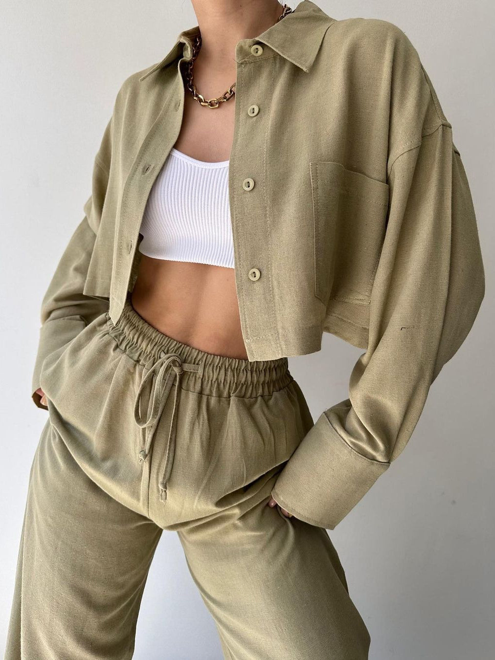 Vilma - Tweedelige top met kraag en broek met koord