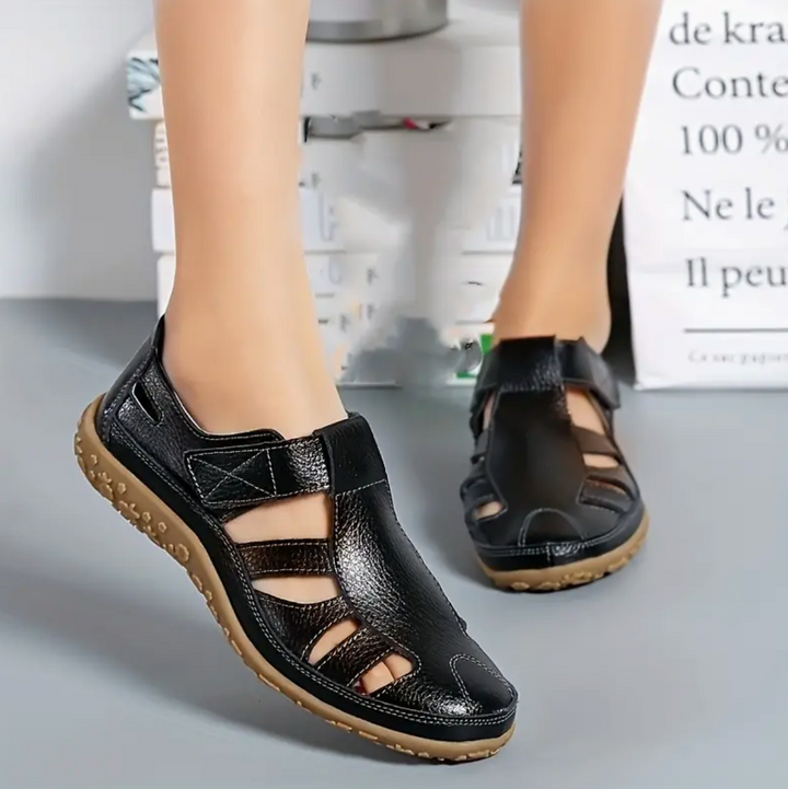 Eva - De retro platte sandalen met gesloten neus