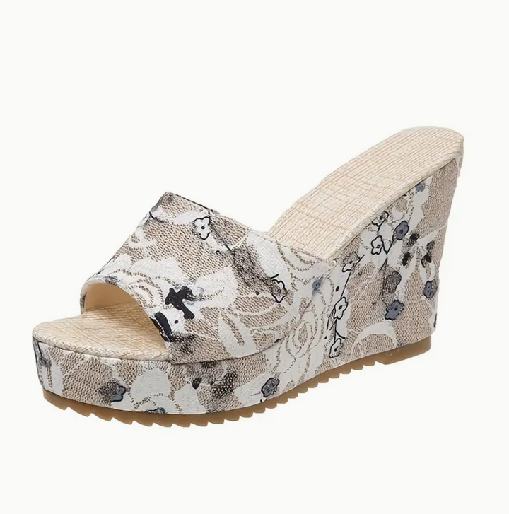 Julia - De sleehak sandalen met bloemenprint