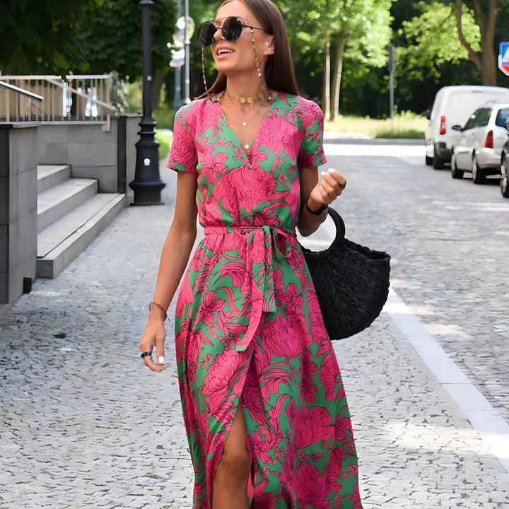 VALERIA - Streetwear jurk met V-halslijn
