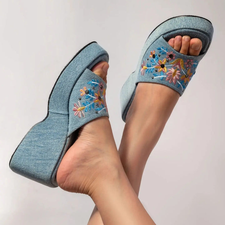 Sabina - Denim sandalen met dikke zolen