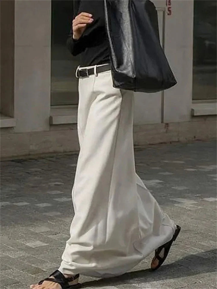 Elegante H-uitgesneden rok met een eenvoudig en verfijnd ontwerp, perfect voor een klassieke en geraffineerde look
