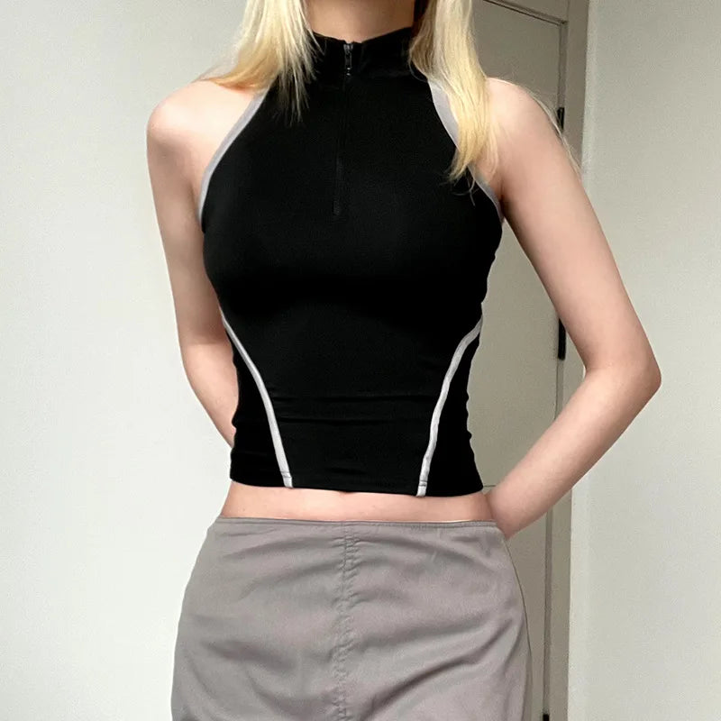 Zoe - Sportieve crop top met hoge kraag