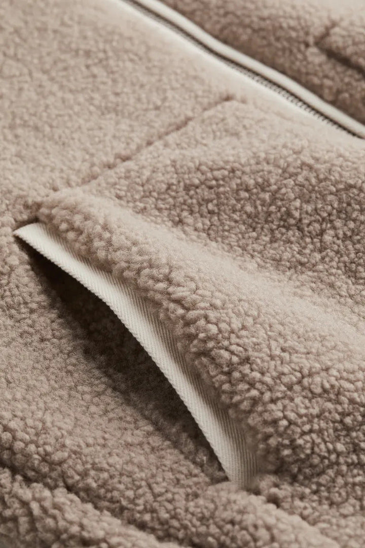 Damesjas van pluche met losse sluiting en gestructureerde revers - Eirene