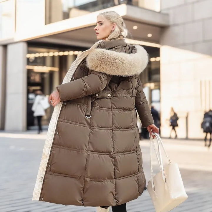 Bonnie - Dames lange winterjas met bontmuts en riem