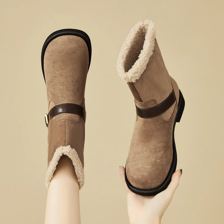 Zachte enkellaarsjes voor dames met slank silhouet - Elvane