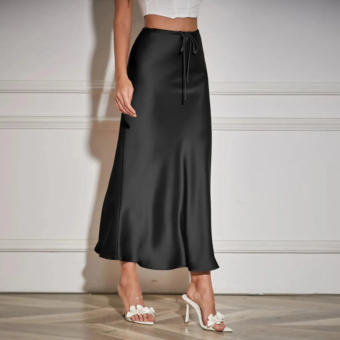 Satijnen rok met hoge taille en bandjes, elegant en trendy, perfect voor een geraffineerde en moderne look