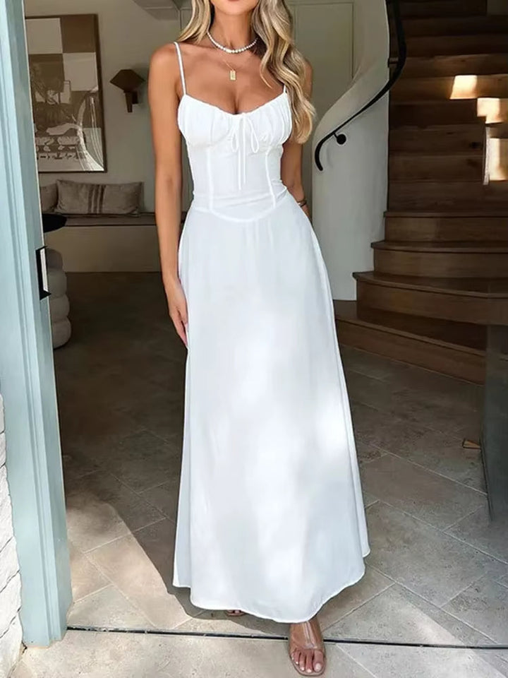 Lange jurk met sweetheart halslijn en dunne bandjes in pastelgeel - Liora
