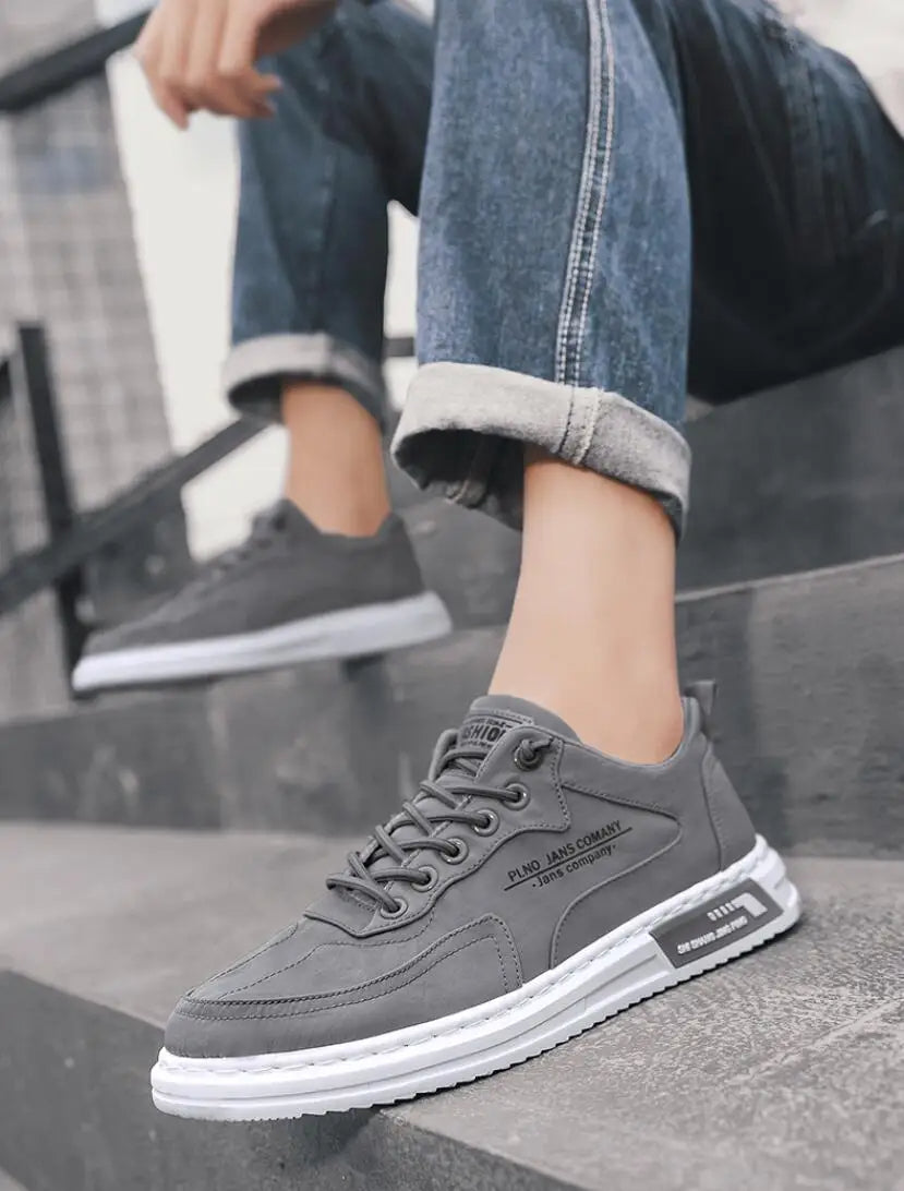 Ademende casual herentrainers olijfgroen - Milo