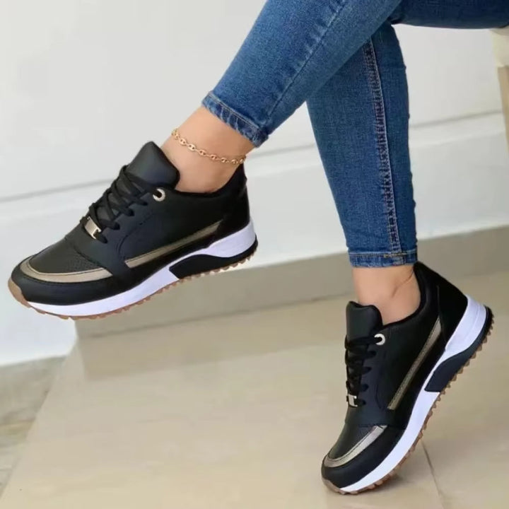Damessneakers met metallic details in casual stijl - Julieta