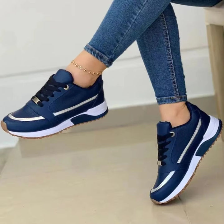 Damessneakers met metallic details in casual stijl - Julieta