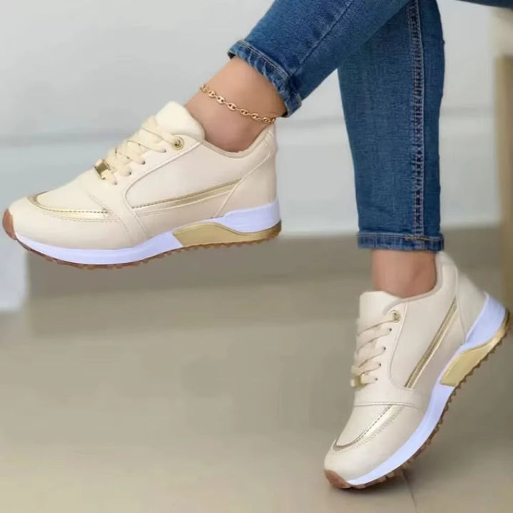 Damessneakers met metallic details in casual stijl - Julieta