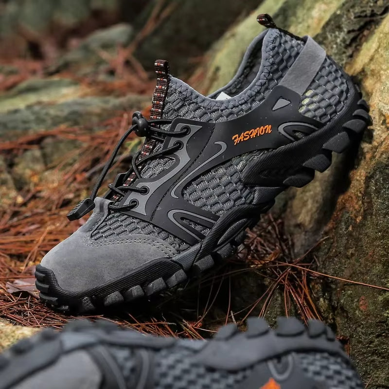 Trekking herenschoenen zwart mesh antislip zool - Altus