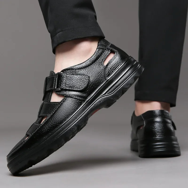 Herenschoenen met open teen in klassiek zwart ademend leer - Velmar