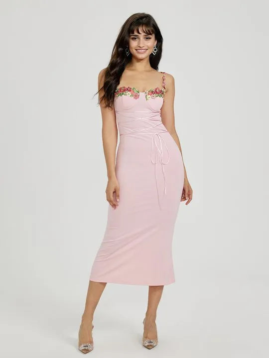 Marina - Geborduurde zomerjurk met bloemen