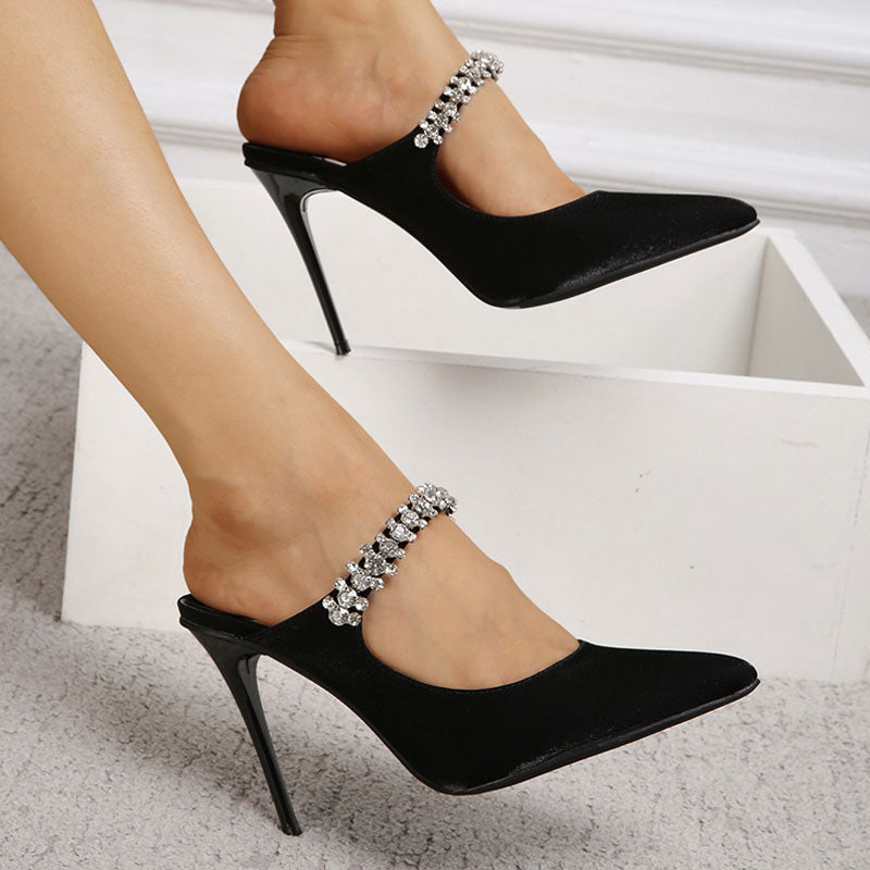 Harper - Elegante satijnen pumps