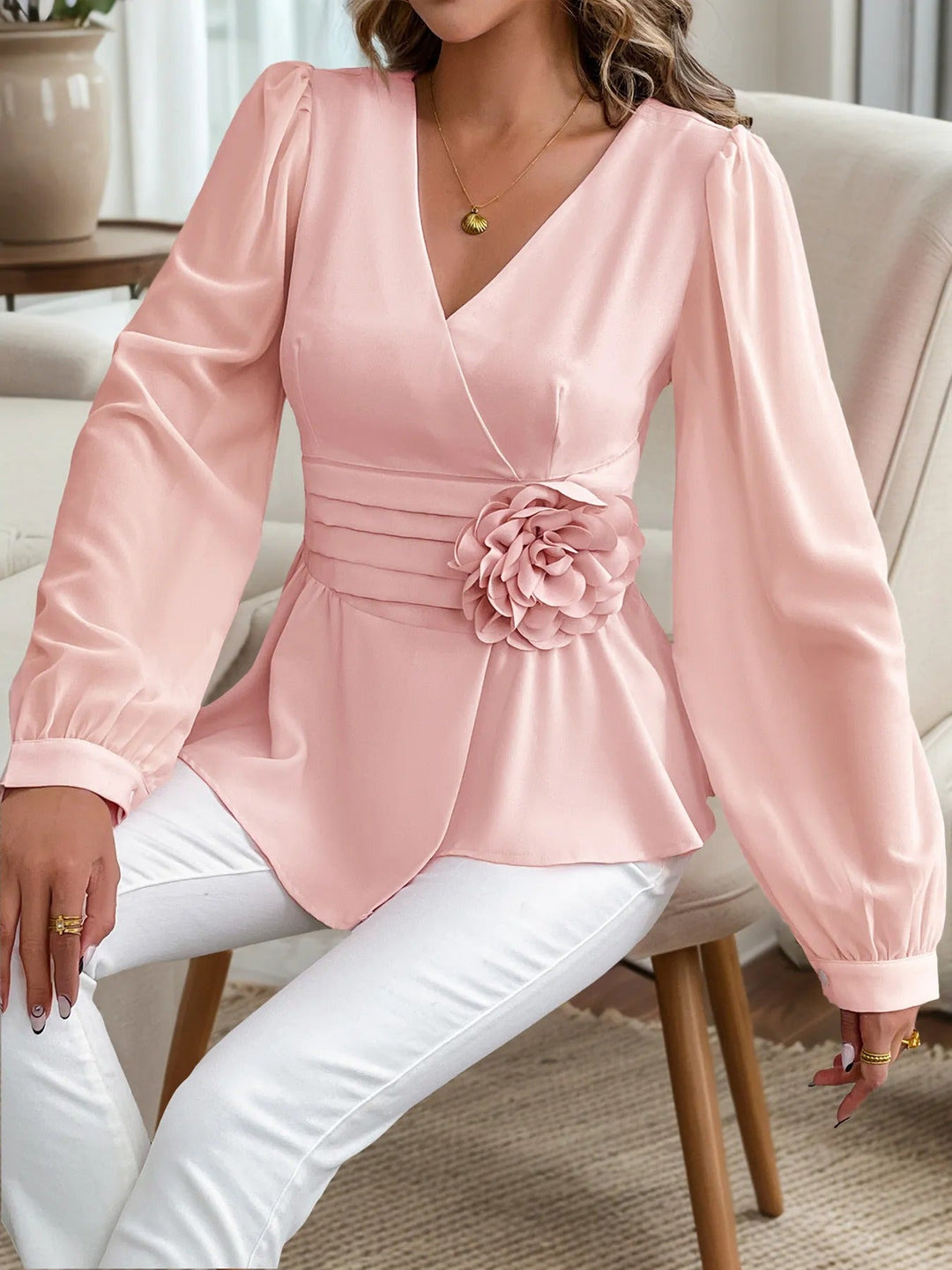 Damesblouse met driedimensionale bloem peplum stijl chiffon - Emilia