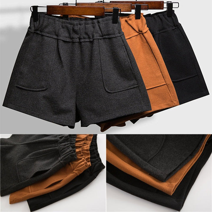 Hoog uitgesneden shorts met ruime zakken - Noelle