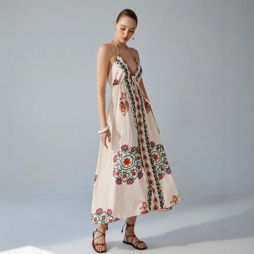 Lange jurk met halternek geborduurde bloemen - Elara
