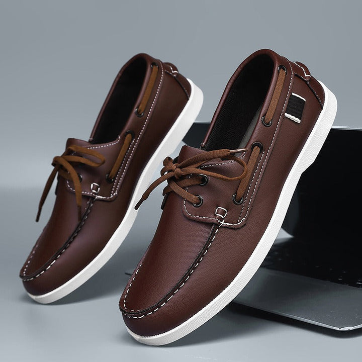 Casual loafers voor heren met decoratieve stiksels in nautische stijl - Iñaki