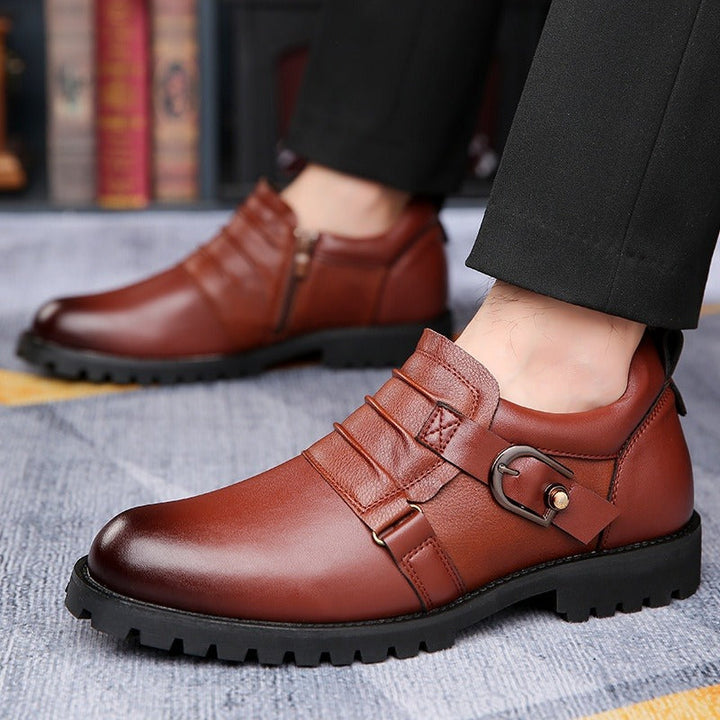 Stijlvolle herenschoenen van synthetisch leer met gesp aan de zijkant - Octavio