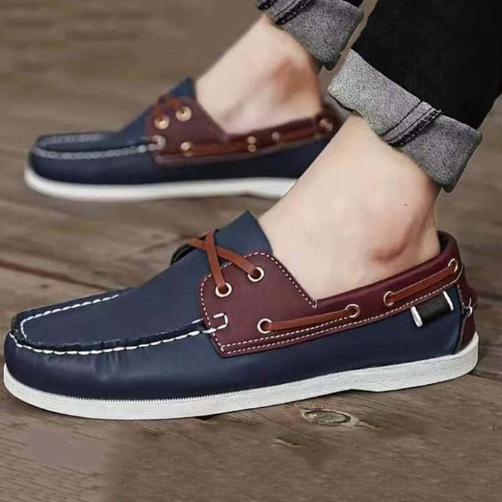 Casual loafers voor heren met decoratieve stiksels in nautische stijl - Iñaki