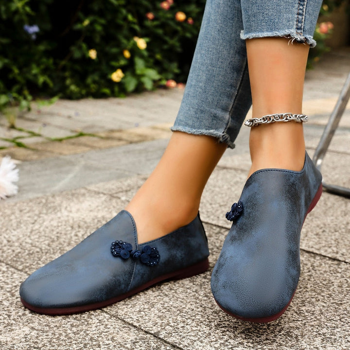 Platte damesloafers in retrostijl met handgemaakt borduurwerk - Elena