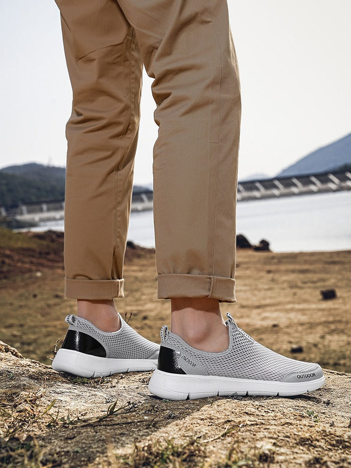 Ademende herenschoenen met sportieve zool - Iker