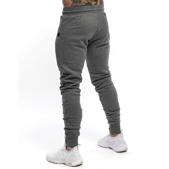 Technisch gebreide heren sportbroek, slim fit - Finn