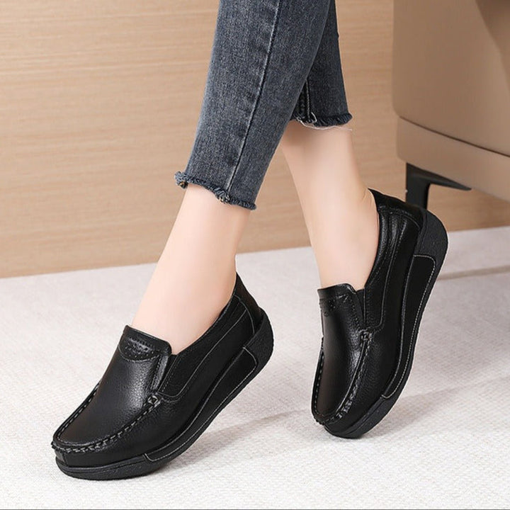 Damesschoenen in synthetisch leer met antislipzool in casual stijl - Angela