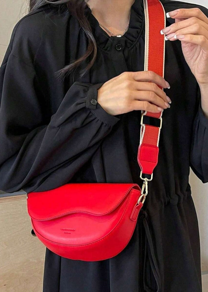 Halve maan tas in minimalistische stijl - Malibu