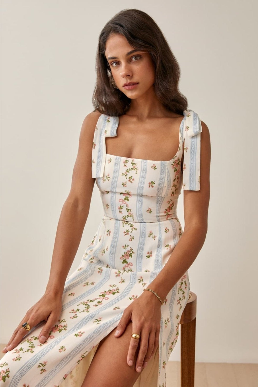 Midi-jurk met Adela-print, strikbandjes en split