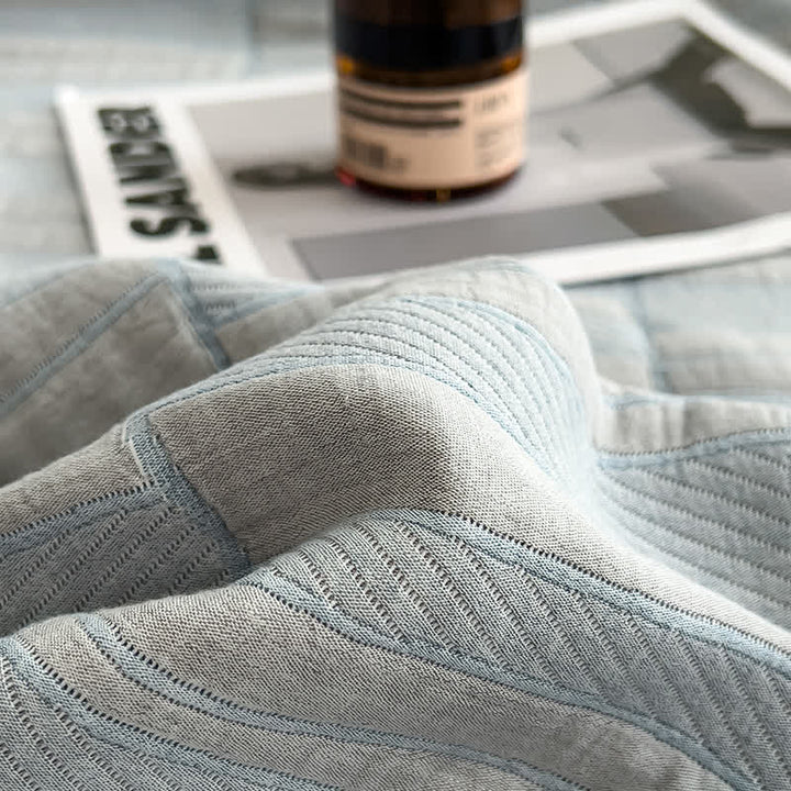 Gestreepte katoenen mousseline sprei