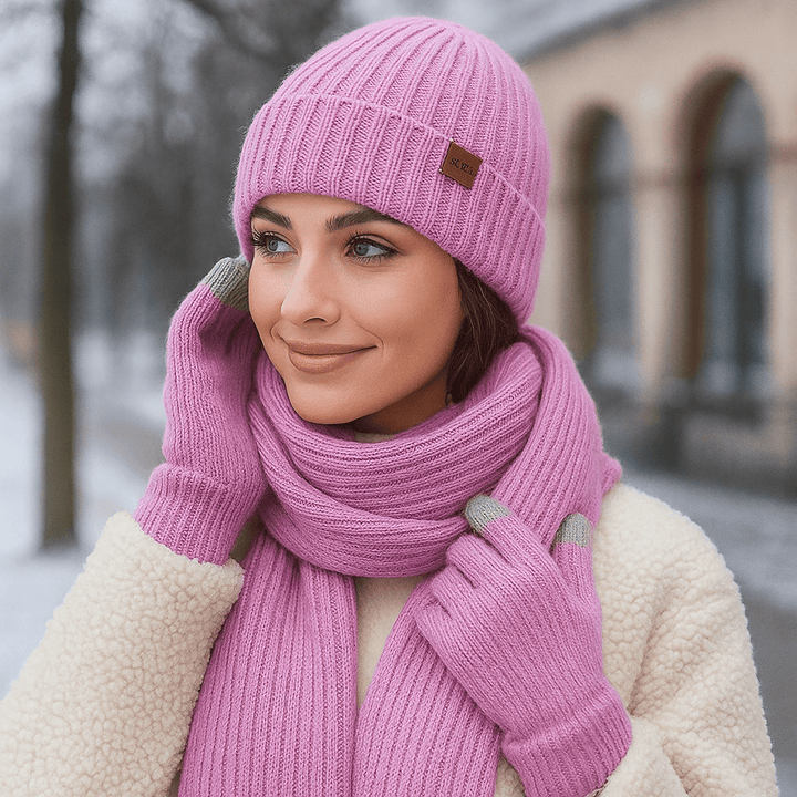 Yhdistelmä Talvimuodikas – Pipo, Huivi ja Lämpimät Hanskat - EmiyoSuomi - Lämpimät pipot